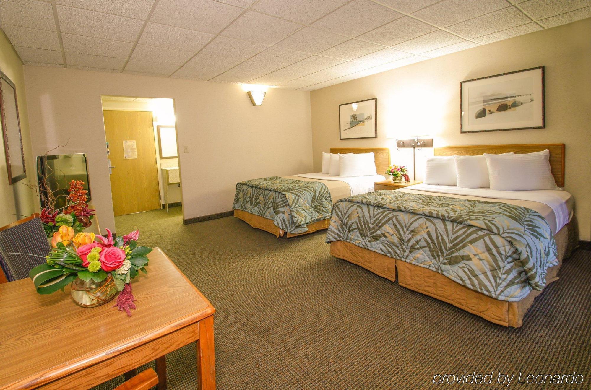 Edgewater Waterpark Hotel Дълут Екстериор снимка