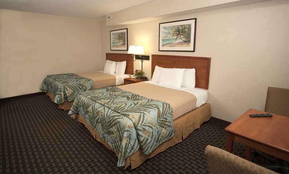 Edgewater Waterpark Hotel Дълут Екстериор снимка