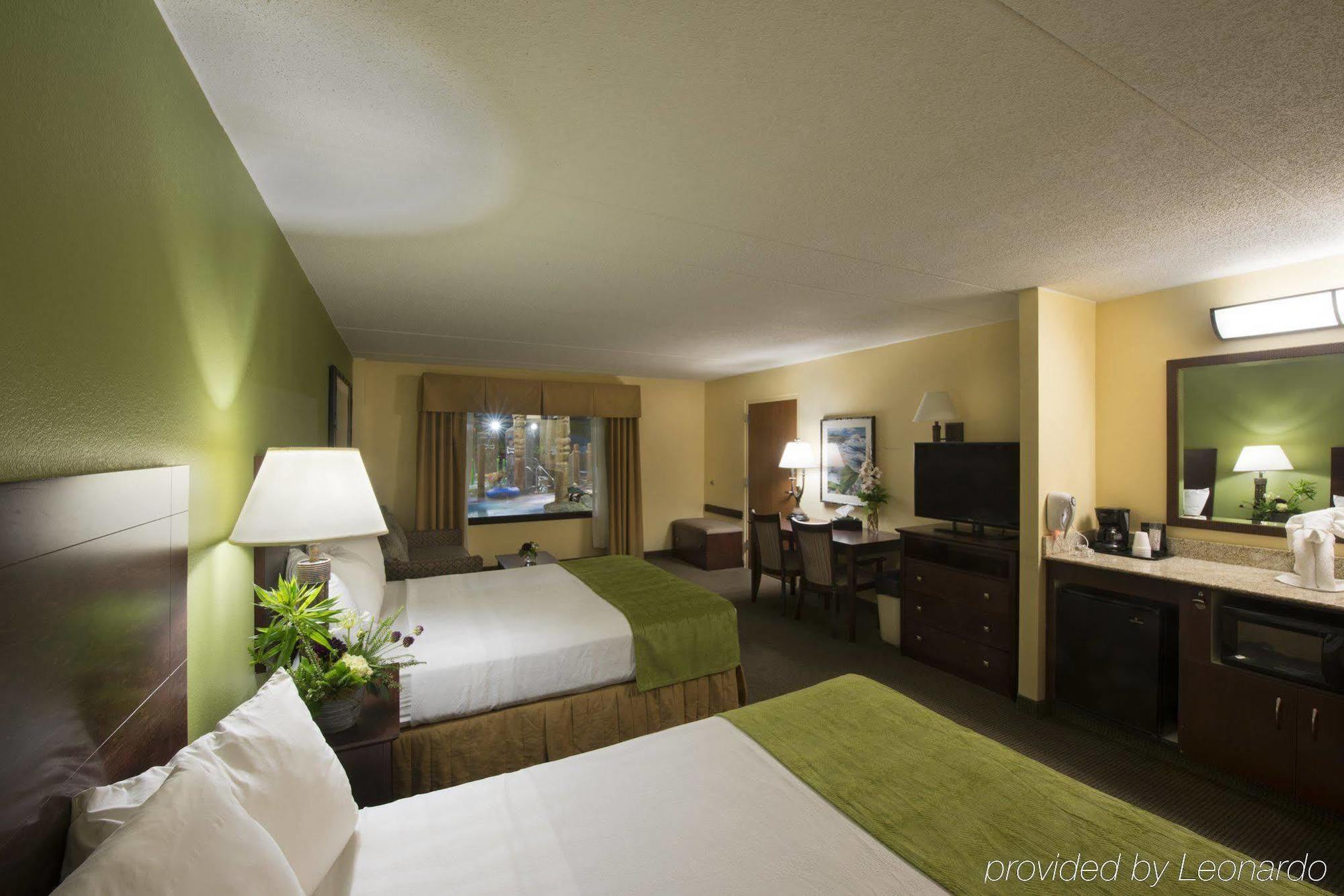 Edgewater Waterpark Hotel Дълут Екстериор снимка