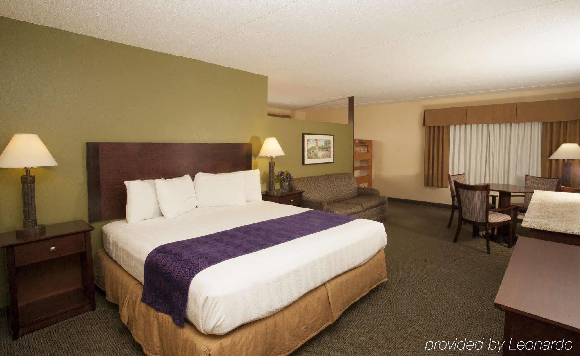 Edgewater Waterpark Hotel Дълут Екстериор снимка