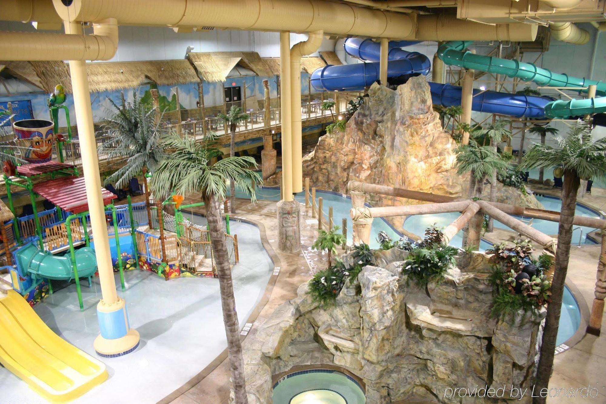 Edgewater Waterpark Hotel Дълут Екстериор снимка